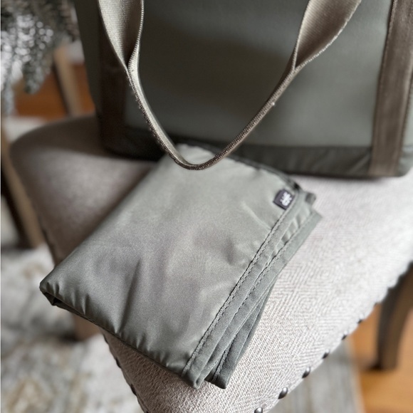 Freshly Picked Baby Tote Bag - Picture 10 of 13